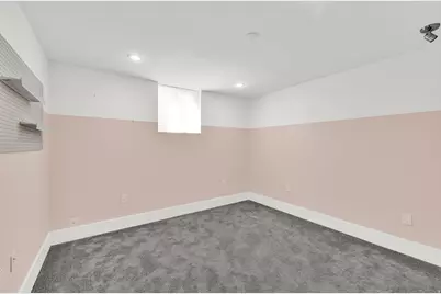 2102 E Crystal Ave S, Salt Lake City, UT 84109 - Photo 29