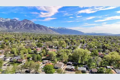 2102 E Crystal Ave S, Salt Lake City, UT 84109 - Photo 43