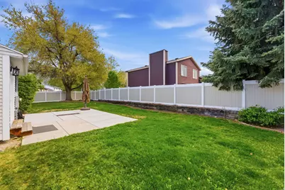2146 E Newcastle Dr, Sandy, UT 84093 - Photo 35