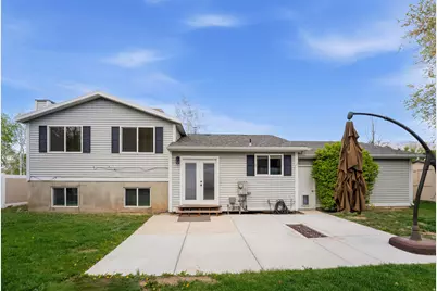 2146 E Newcastle Dr, Sandy, UT 84093 - Photo 37