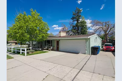 6871 S 1495 E, Cottonwood Heights, UT 84121 - Photo 3