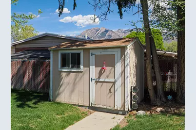 6871 S 1495 E, Cottonwood Heights, UT 84121 - Photo 39