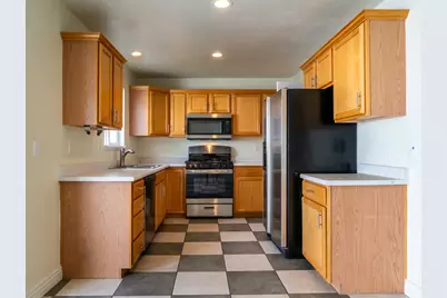 3166 W Davencourt Loop, Lehi, UT 84048 - Photo 9