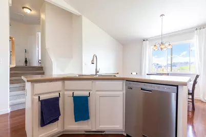 1934 N Trellis Pl W, Saratoga Springs, UT 84045 - Photo 13