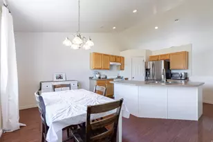 1934 N Trellis Pl W, Saratoga Springs, UT 84045 - Photo 7