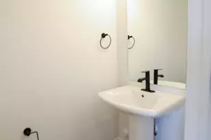 679 N 280 W, Smithfield, UT 84335 - Photo 9