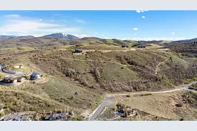 1380 Innsbruck Dr E #39, Huntsville, UT 84317 - Photo 9