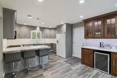 237 S Main St, Providence, UT 84332 - Photo 3