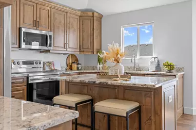 1103 N 340 W, Tooele, UT 84074 - Photo 17