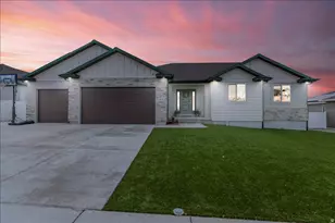 1103 N 340 W, Tooele, UT 84074 - Photo 3