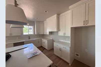 3246 W 850 N #114, Layton, UT 84041 - Photo 5