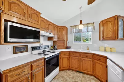 4840 S 1000 E, Ogden, UT 84403 - Photo 17