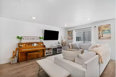 1033 E Reef Dr, Saratoga Springs, UT 84045 - Photo 7