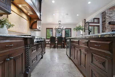 858 E 600 S, Santaquin, UT 84655 - Photo 9