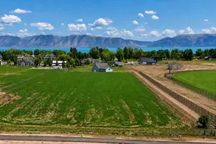 161 W 350 S, Garden City, UT 84028 - Photo 23