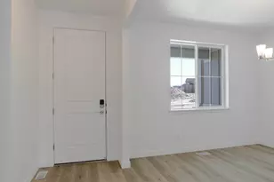 1271 S Jake Dr, Saratoga Springs, UT 84045 - Photo 3