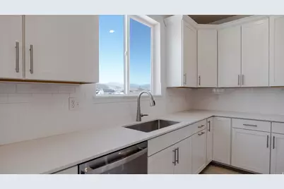1271 S Jake Dr #227, Saratoga Springs, UT 84045 - Photo 13