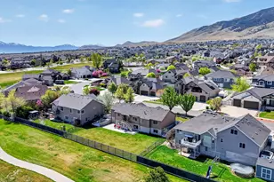 2486 S Aster Way, Saratoga Springs, UT 84045 - Photo 37