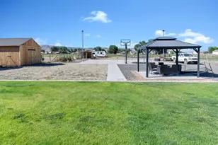 75 E 100 S, Central Valley, UT 84754 - Photo 31