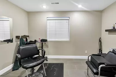 75 E 100 S, Central Valley, UT 84754 - Photo 29