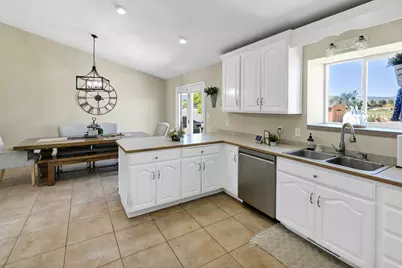 75 E 100 S, Central Valley, UT 84754 - Photo 11