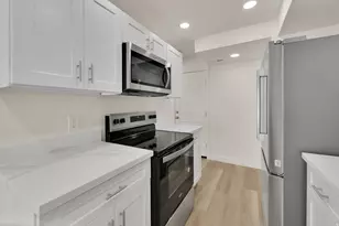 7873 S Chadbourne Dr, Cottonwood Heights, UT 84121 - Photo 7