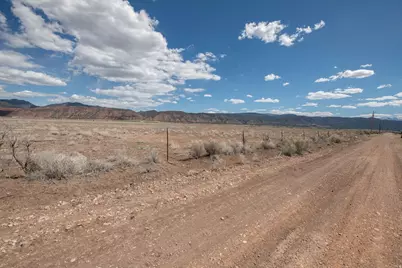 1500 N 800 W #11, Parowan, UT 84761 - Photo 7