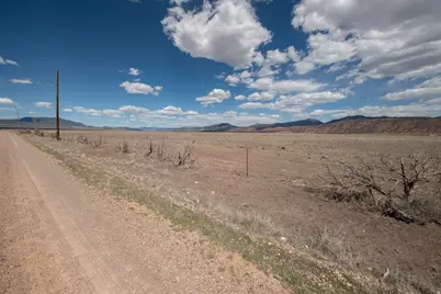 1500 N 800 W #8, Parowan, UT 84761 - Photo 17