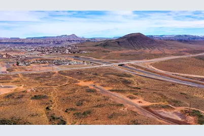 2900 W State St, Hurricane, UT 84737 - Photo 3