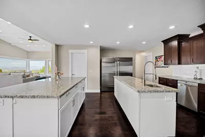 825 Foothill Dr, Providence, UT 84332 - Photo 19