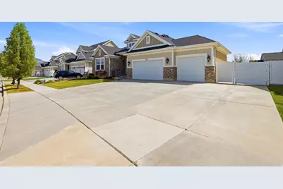 2557 W Midas Side Way, Riverton, UT 84065 - Photo 9