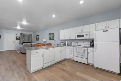 502 S 1040 E #C225, American Fork, UT 84003 - Photo 17