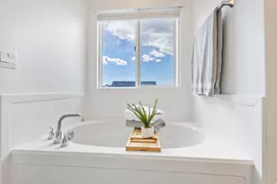 357 W Saddlebrook Dr, Santaquin, UT 84655 - Photo 15