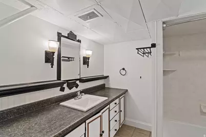 1309 E 900 N, Logan, UT 84321 - Photo 15