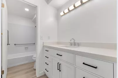 1580 E 900 S #H, Clearfield, UT 84015 - Photo 11