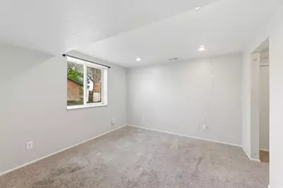 4723 S Madison Ave, South Ogden, UT 84403 - Photo 13