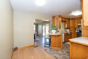 788 W 2400 N, Clinton, UT 84015 - Photo 5