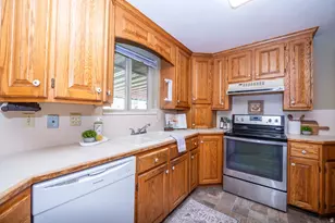788 W 2400 N, Clinton, UT 84015 - Photo 9