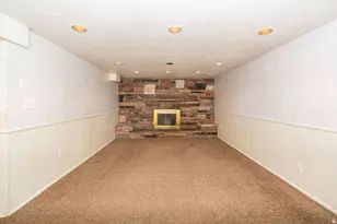 788 W 2400 N, Clinton, UT 84015 - Photo 19