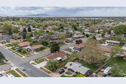 788 W 2400 N, Clinton, UT 84015 - Photo 39