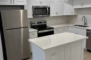 1031 E 400 S, Salt Lake City, UT 84102 - Photo 1