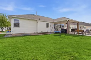 1174 W 1395 N, Clinton, UT 84015 - Photo 23