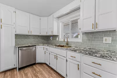 2260 W 3875 S, Roy, UT 84067 - Photo 9