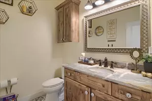 10868 S Ascot Pkwy E, Sandy, UT 84092 - Photo 21