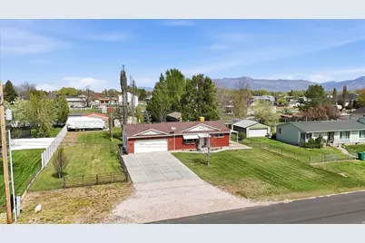 6030 W 5800 S, Hooper, UT 84315 - Photo 33