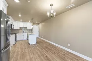 1032 E 400 S, Salt Lake City, UT 84102 - Photo 5