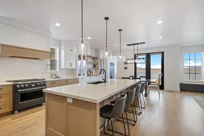 238 W Founders Blvd, Saratoga Springs, UT 84045 - Photo 7