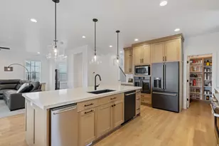 238 W Founders Blvd, Saratoga Springs, UT 84045 - Photo 9