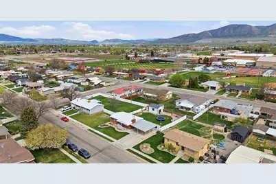 868 N 100 W, Tremonton, UT 84337 - Photo 23