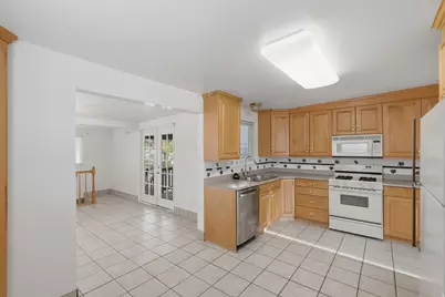 9882 S 610 E, Sandy, UT 84070 - Photo 7